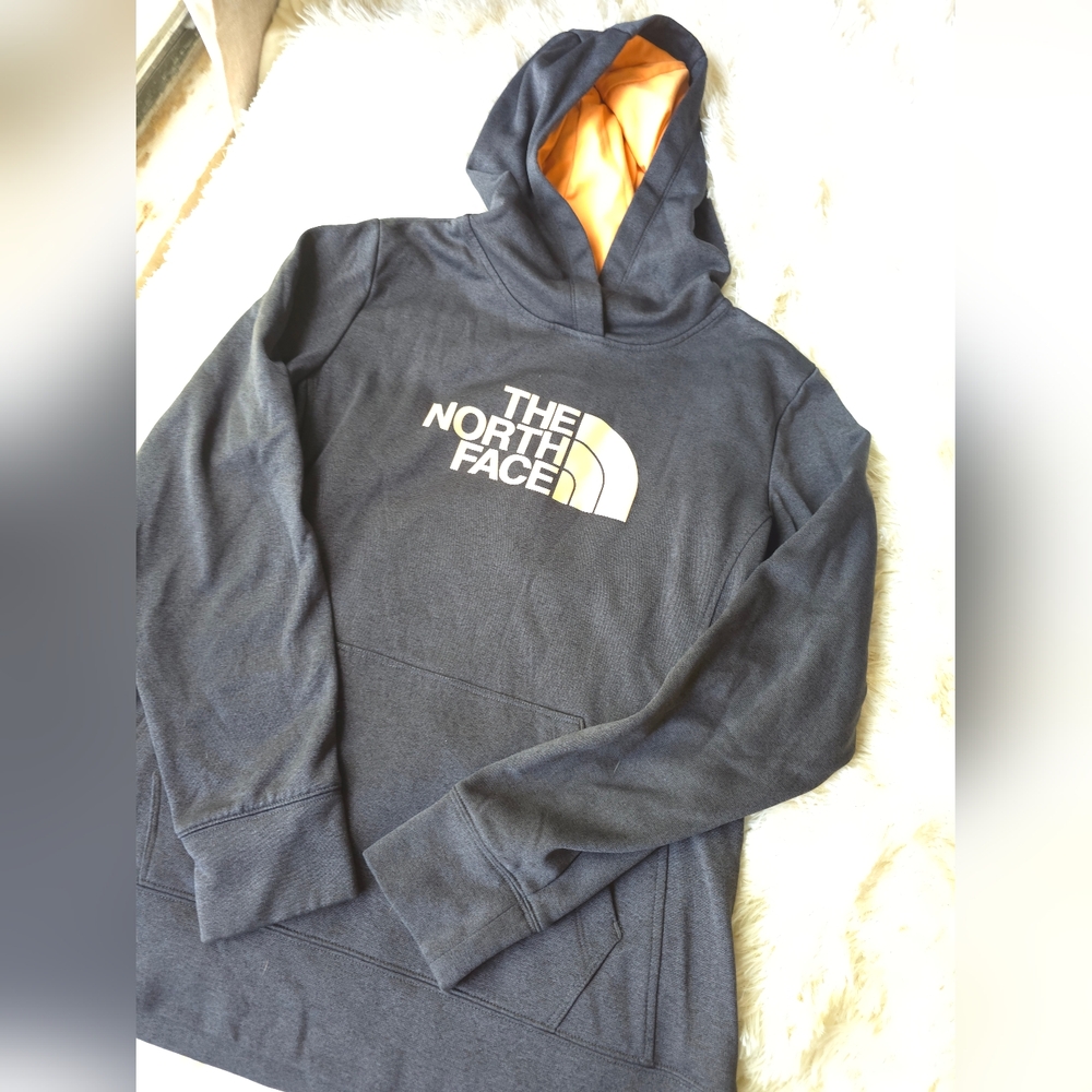 ❌ Sold The North Face Charcoal Hoodie with Vibrant Orange Interior - Picture 2 of 11